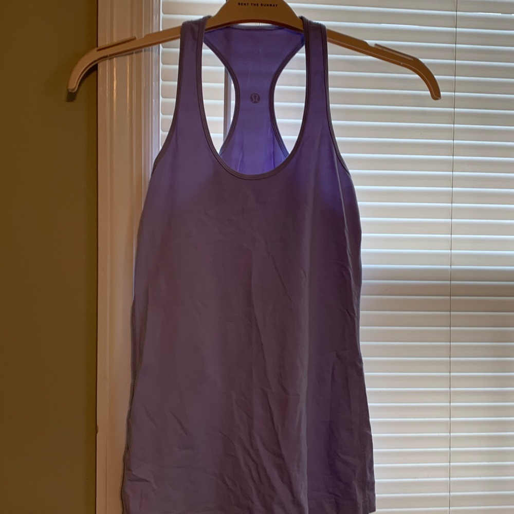 Lululemon tank
